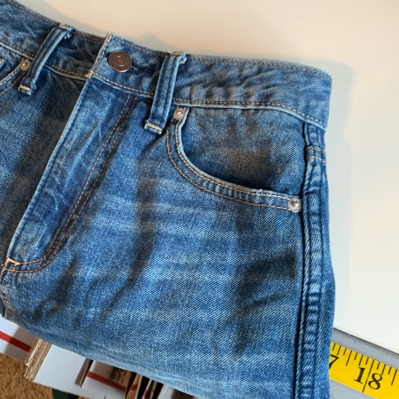 ABERCROMBIE & FITCH Denim jean cut-off skirt (about Size 6 or 24) - Picture 10 of 13